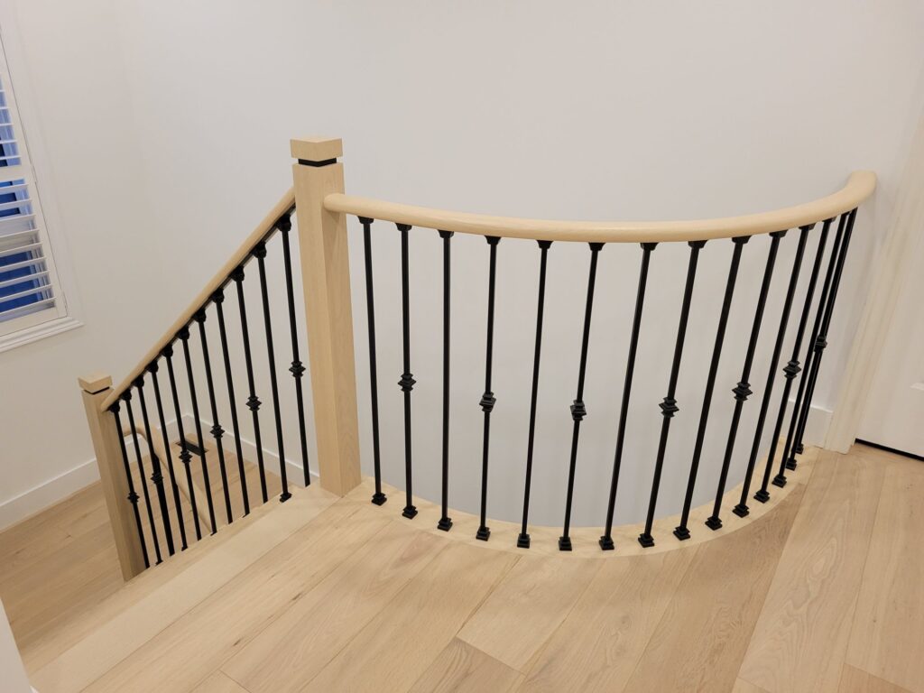 Iron Spindles: Single Collar/Plain Spindles with Shoes